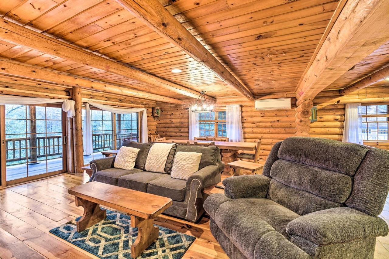 Spacious Cabin With Decks Near Saratoga Springs Middle Grove Ngoại thất bức ảnh